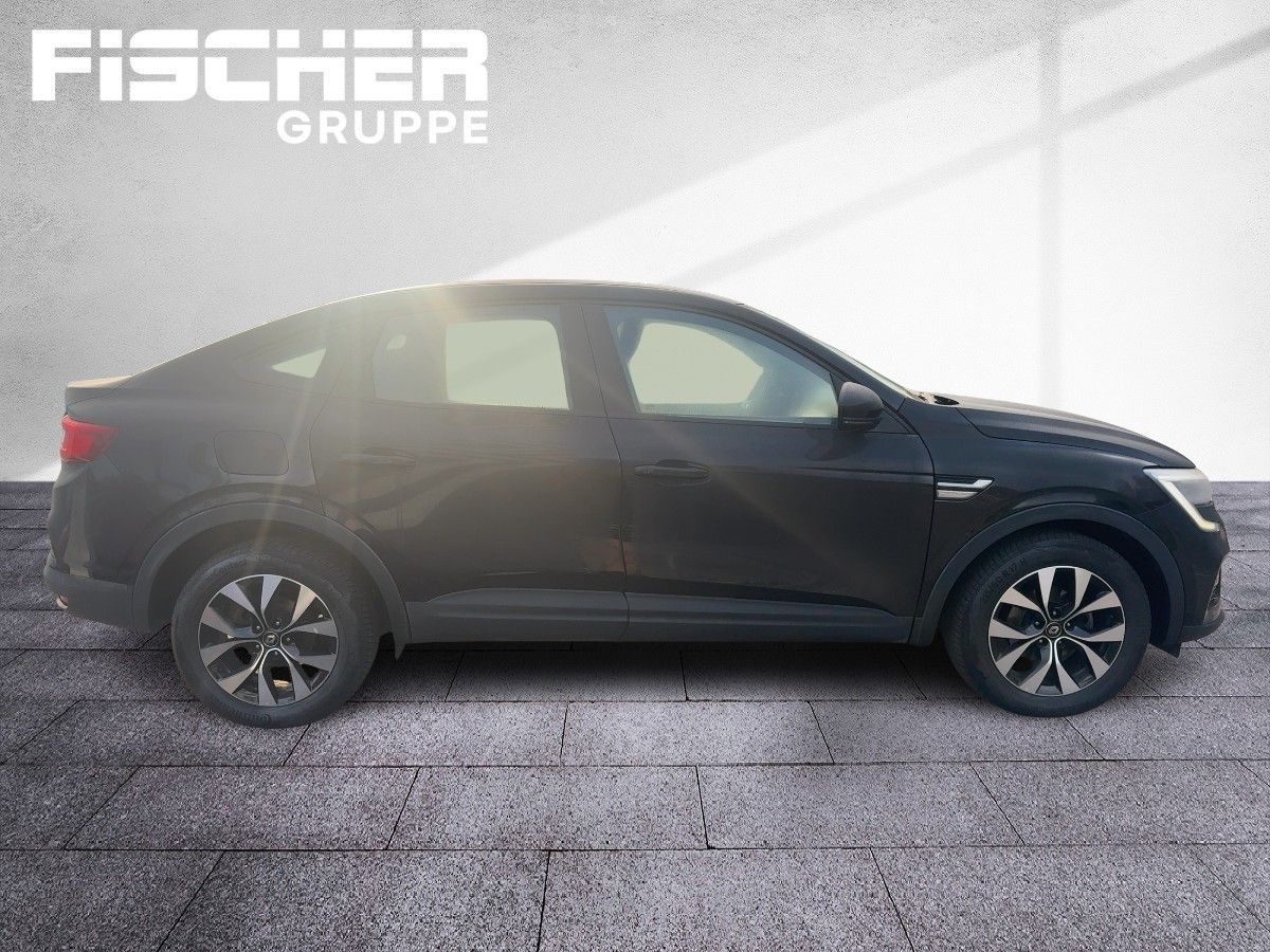 Fahrzeugabbildung Renault Arkana ZEN TCe 140 EDC
