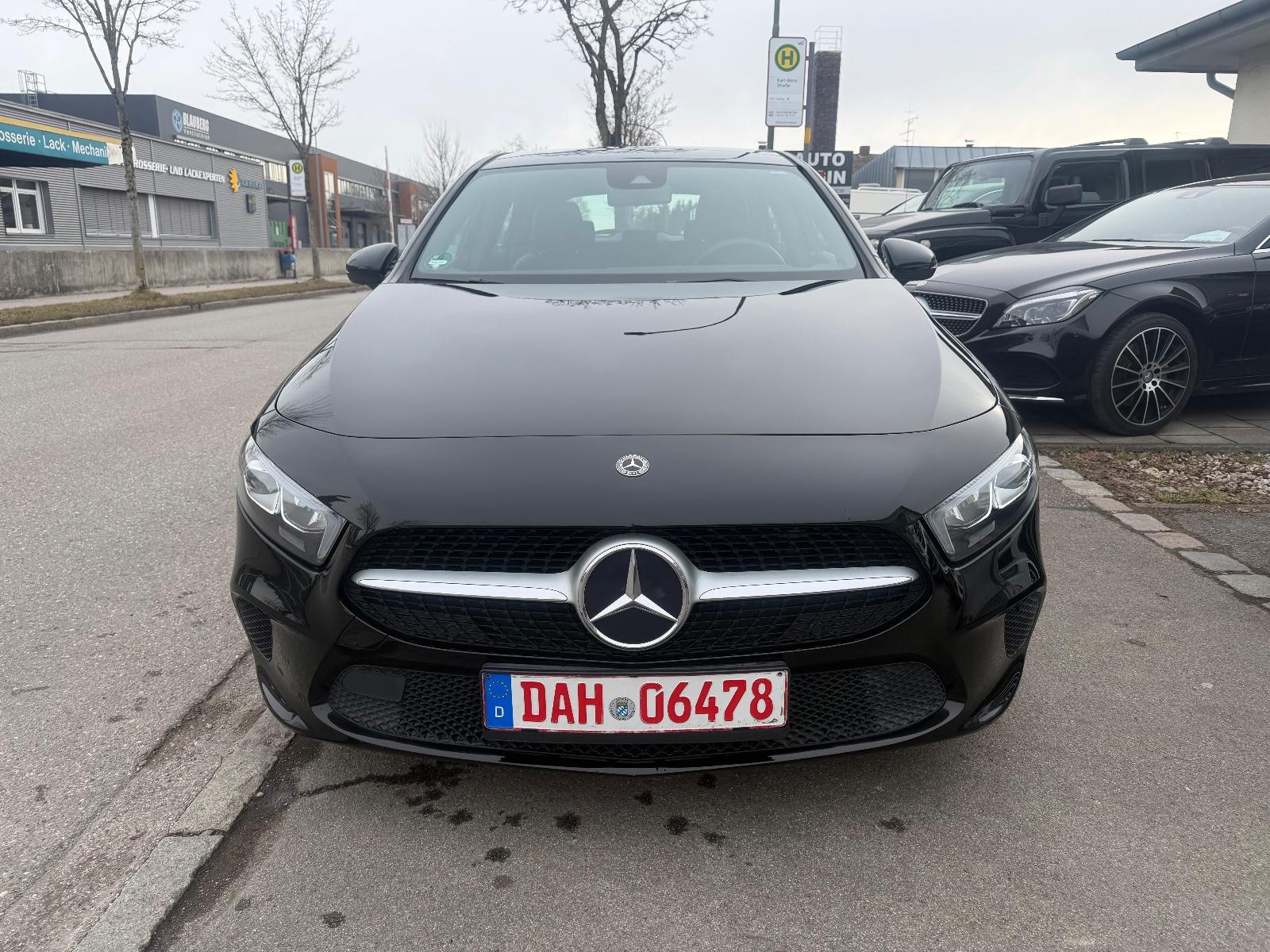 Mercedes-Benz A 180 d