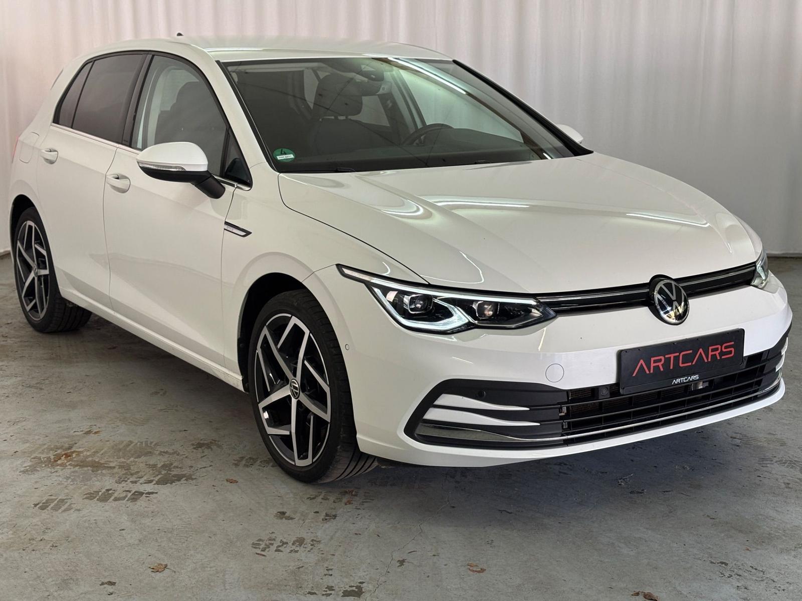 Volkswagen Golf VIII 2.0 TDI Style AHK IQ LIGHT KAMERA