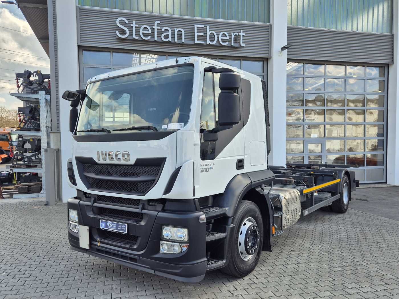 Fahrzeugabbildung Iveco Stralis AT190S31/P BDF Klima Standh. AHK Bett