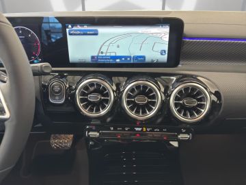 Mercedes CLA 220 - 9