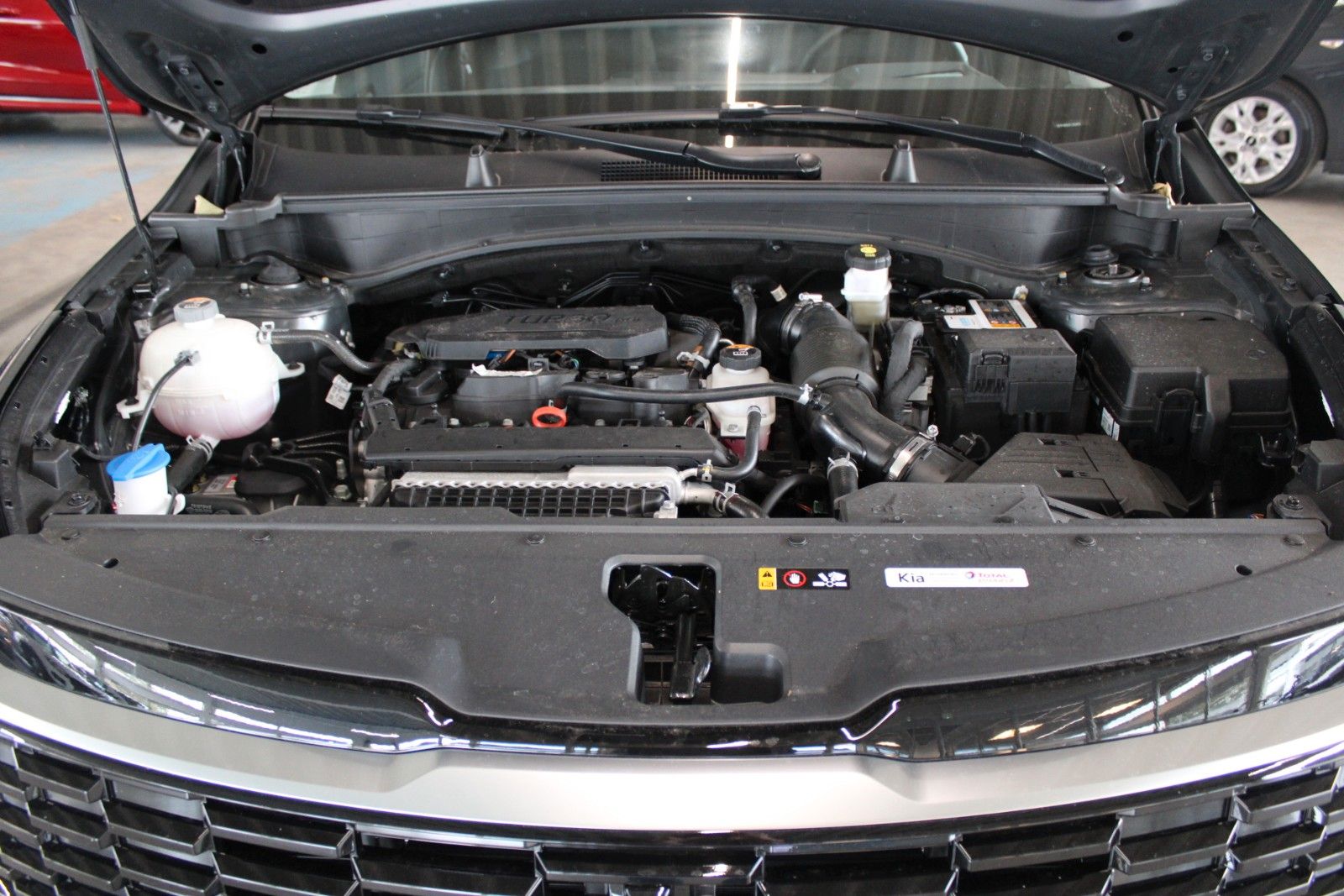 Fahrzeugabbildung Kia Sportage 1.6 T-GDI Spirit AWD DRIVE WISE PAKET