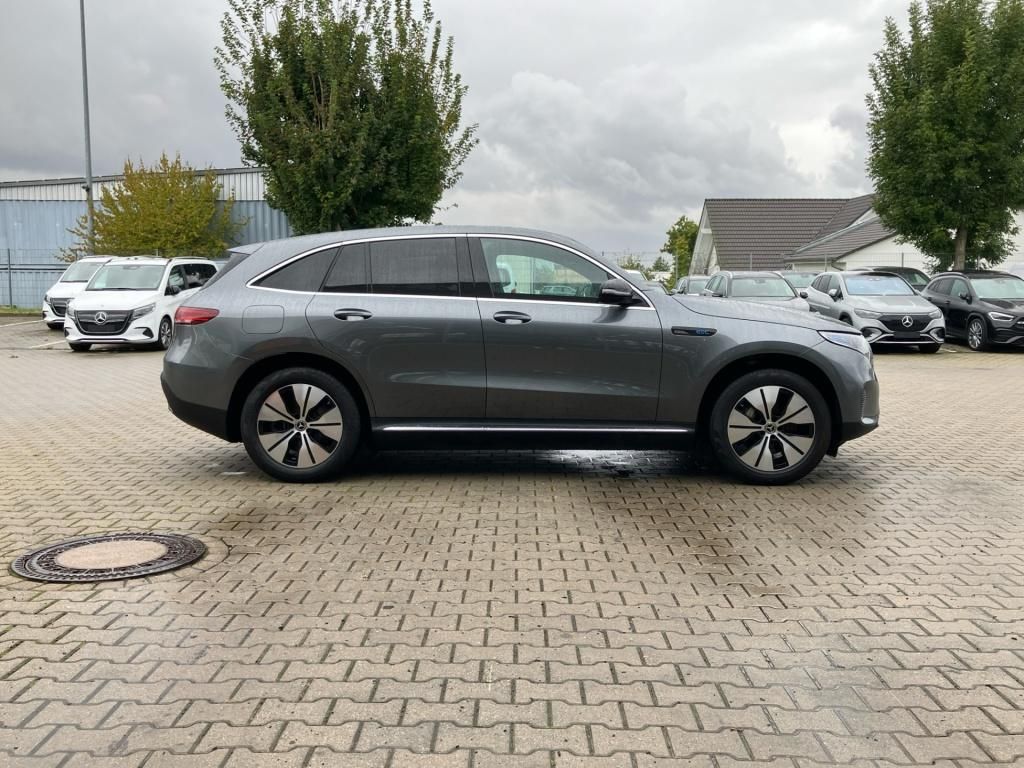 Fahrzeugabbildung Mercedes-Benz EQC 400 4MATIC MULTIBEAM Licht*el. Heckklappe