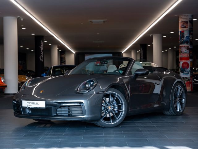 Porsche 911 Carrera 4 Cabriolet