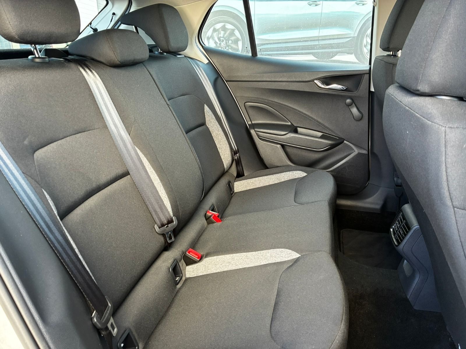 Fahrzeugabbildung SKODA Fabia Essence