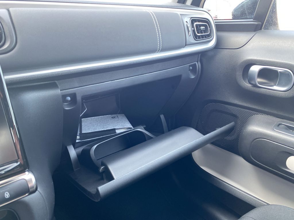 Fahrzeugabbildung Citroën C3 PT 83 S&S C-SERIES *Klimaautomatik*PDC hinten