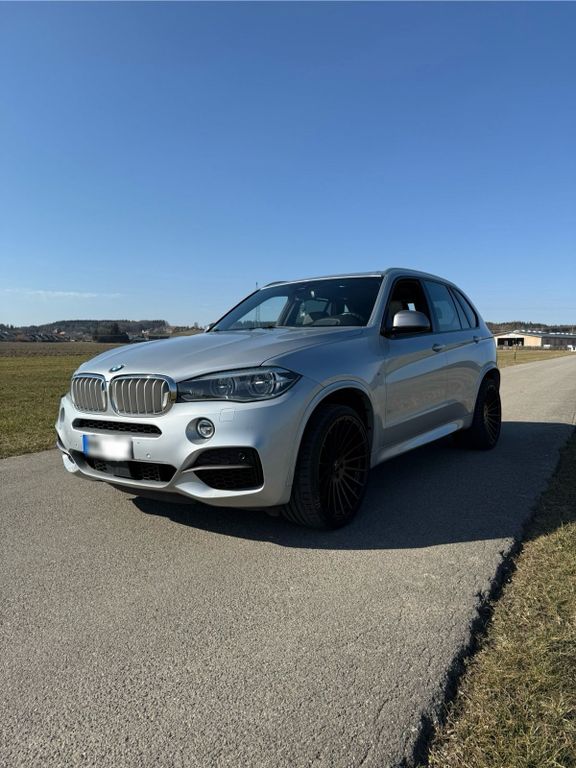 Image of BMW X5 M50