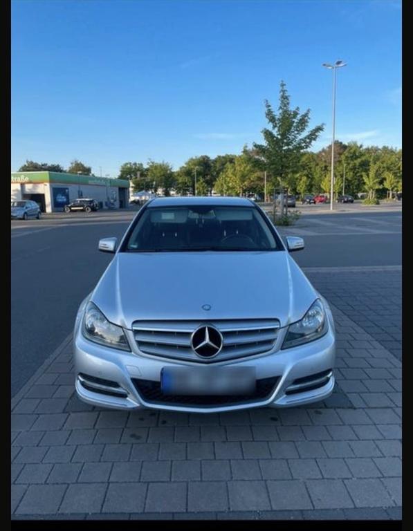 Mercedes-Benz C 180
