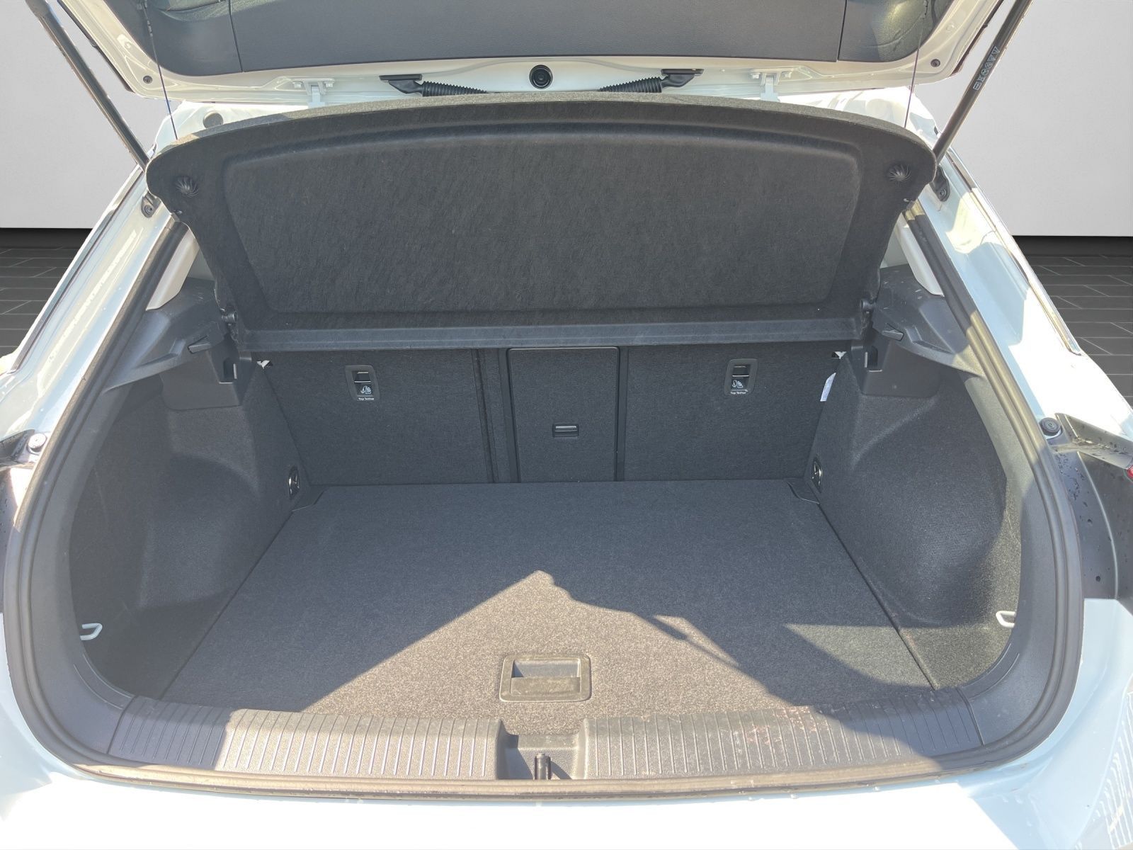 Volkswagen T-Roc - Bild 17