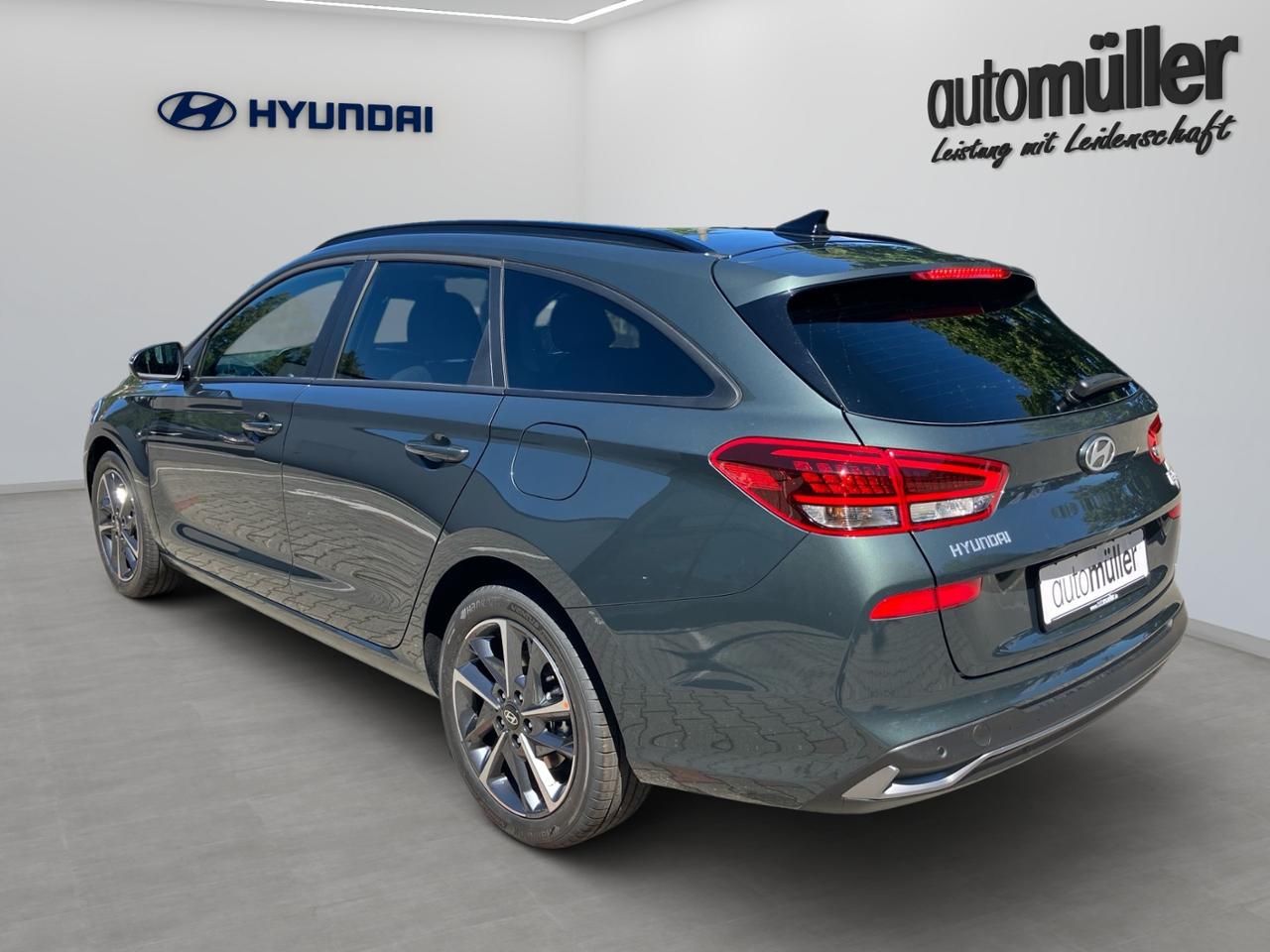 Fahrzeugabbildung Hyundai i30 TREND *PANO*SHZ*LHZ*NAVI*