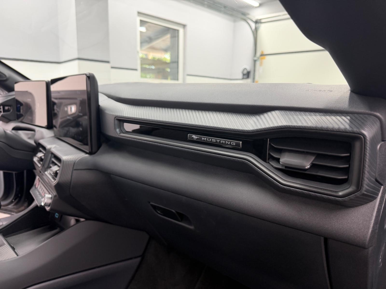 Ford Mustang 2.3 Eco/NUR-800Km/MyColour/Shz/Trackpack