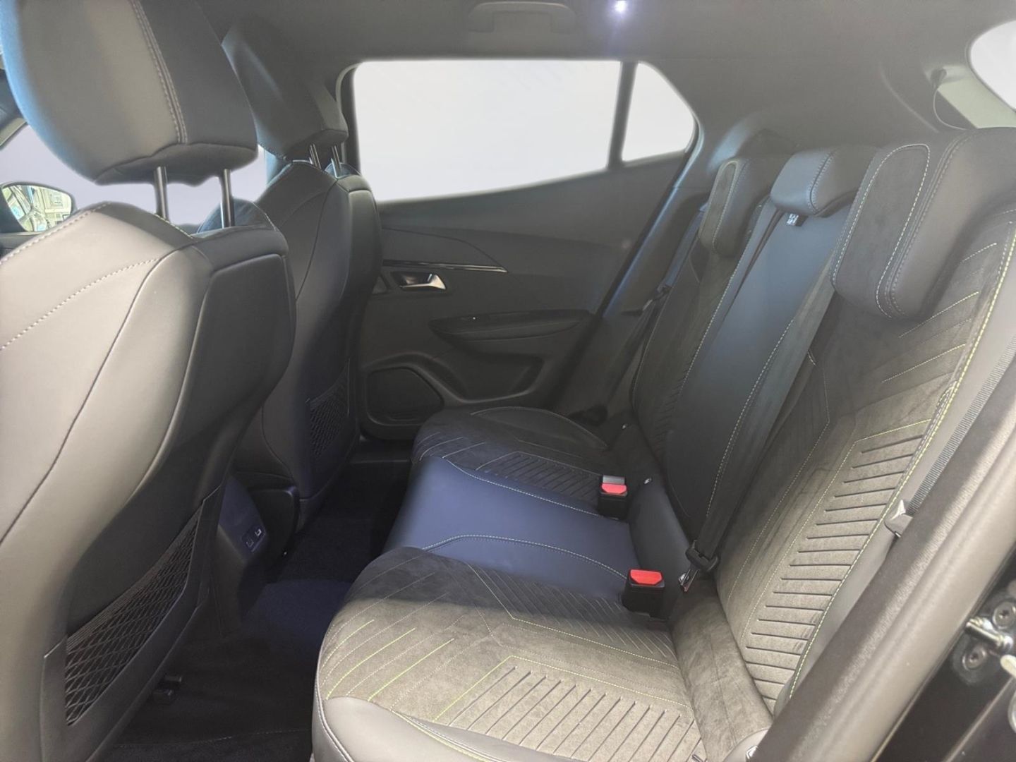 Peugeot 2008 - Bild 12