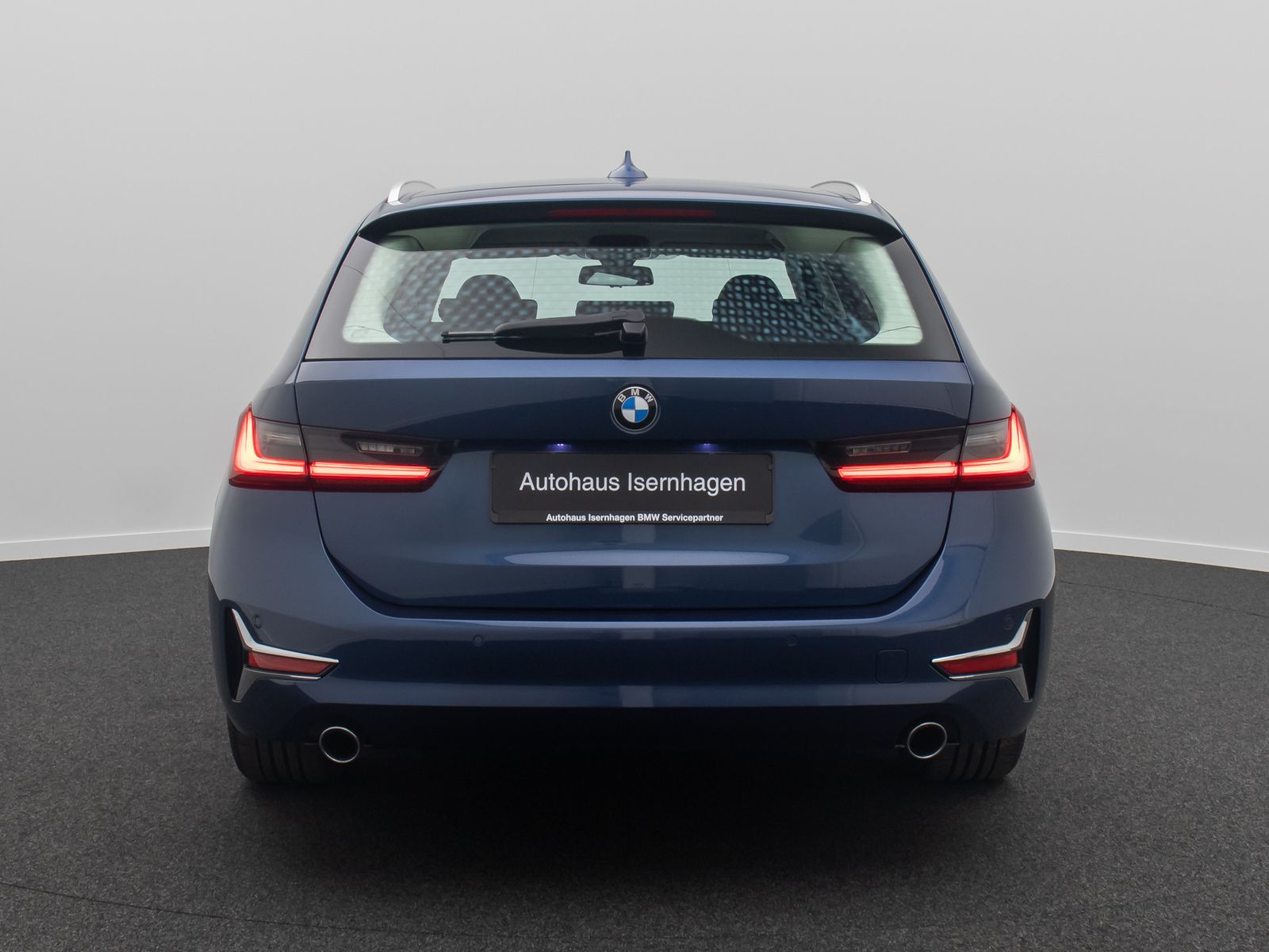 Fahrzeugabbildung BMW 318d Luxury Line DAB Alarm Geschwindigreg HiFi