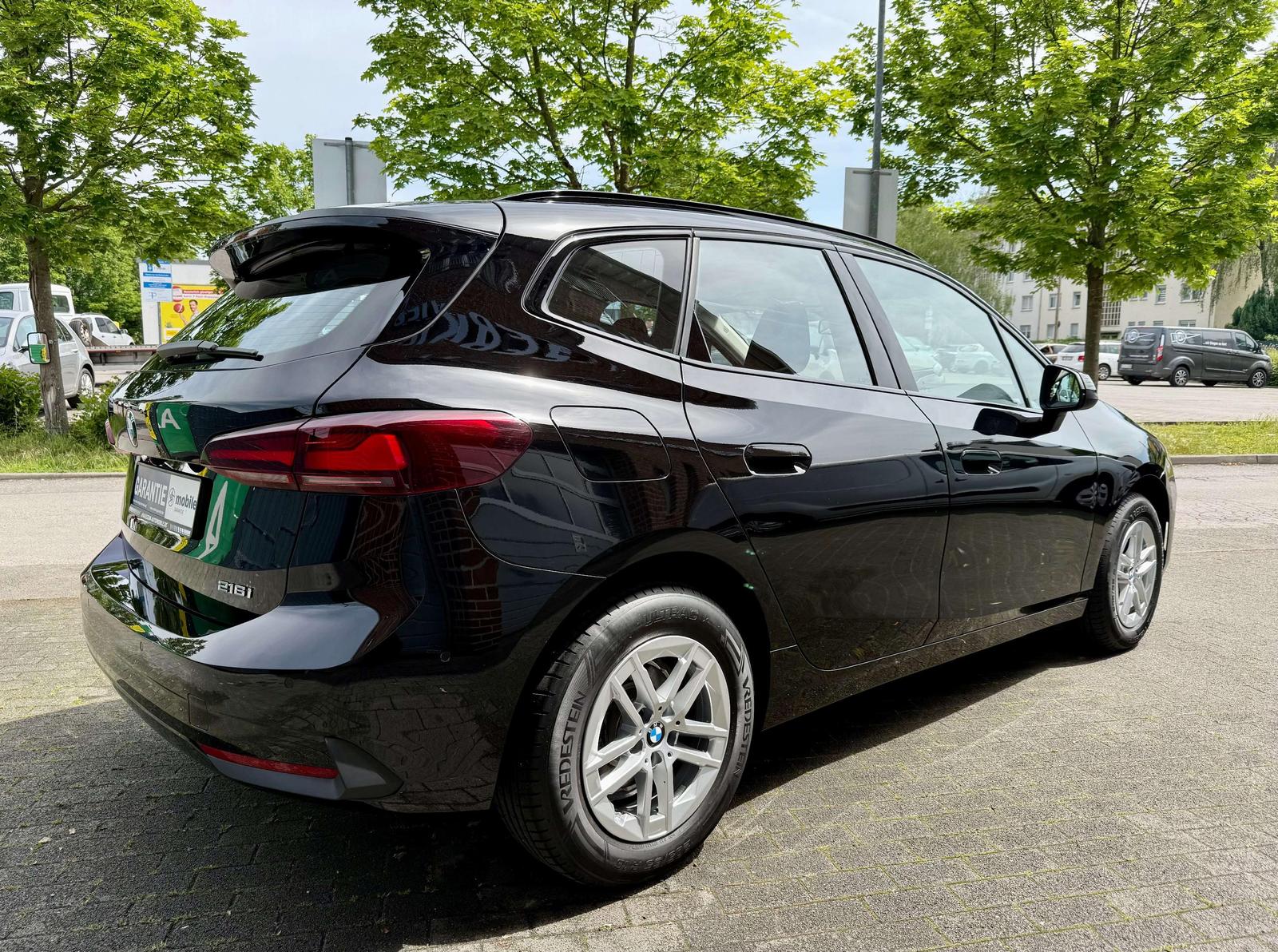 BMW 216 i 10,TKm*2026 er*Automatik*Navi*CarPlay*Kame