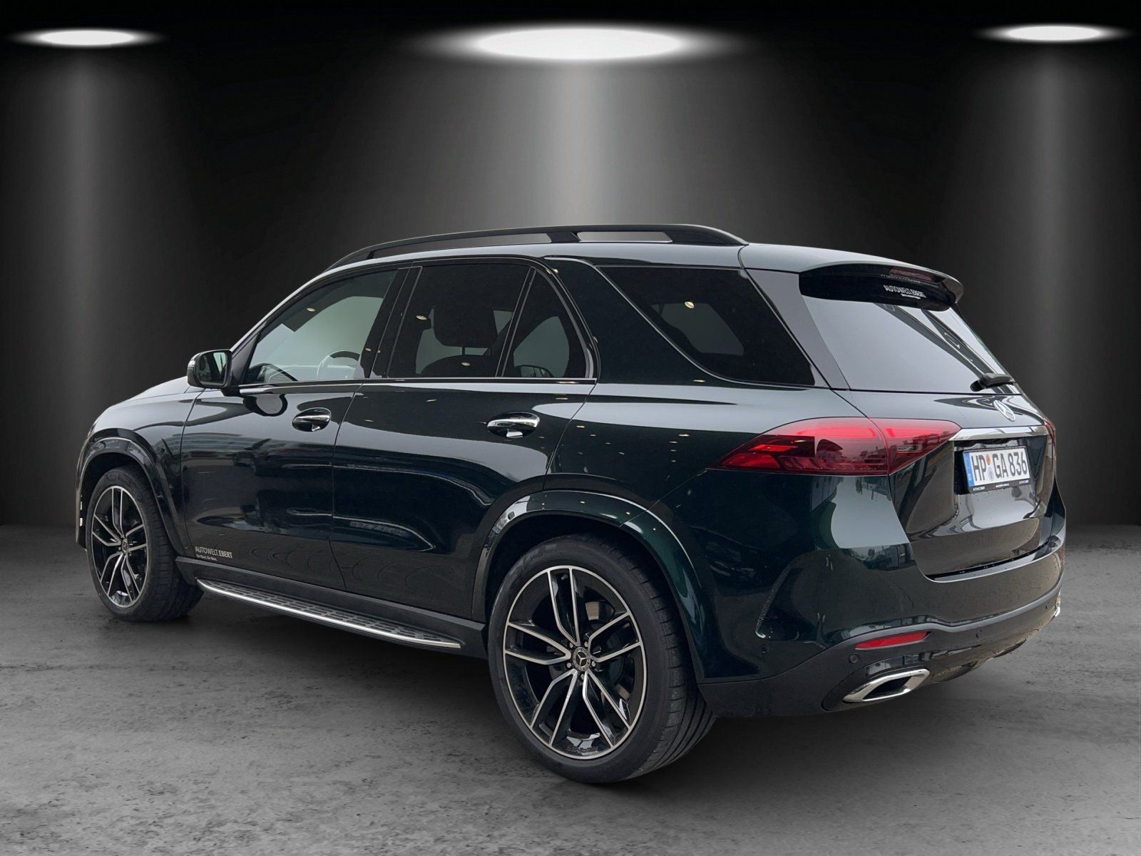 Fahrzeugabbildung Mercedes-Benz GLE 300d 4M AMG Standhzg 22" DISTRO Pano AHK 360