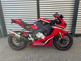 Honda CBR1000RR FIREBLADE / AKRAPOVIC / ZUBEHÖR !! - Angebote