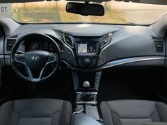 Fahrzeugabbildung Hyundai i40 1.7 CRDi Trend Blue *Navi*Tempomat*RFKamera*