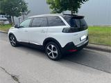 Peugeot 5008 PureTech 130 EAT8 Roadtrip Roadtrip - Peugeot 5008 von privat