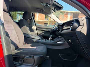 Alfa-Romeo Stelvio - 10
