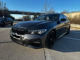 BMW 330i M Sport Automatic M Sport (8 Fachbereift) - BMW 330 in Augsburg