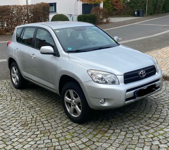 Toyota RAV 4 2.0-l-VVT-i 4x4 Sol Automatik Sol