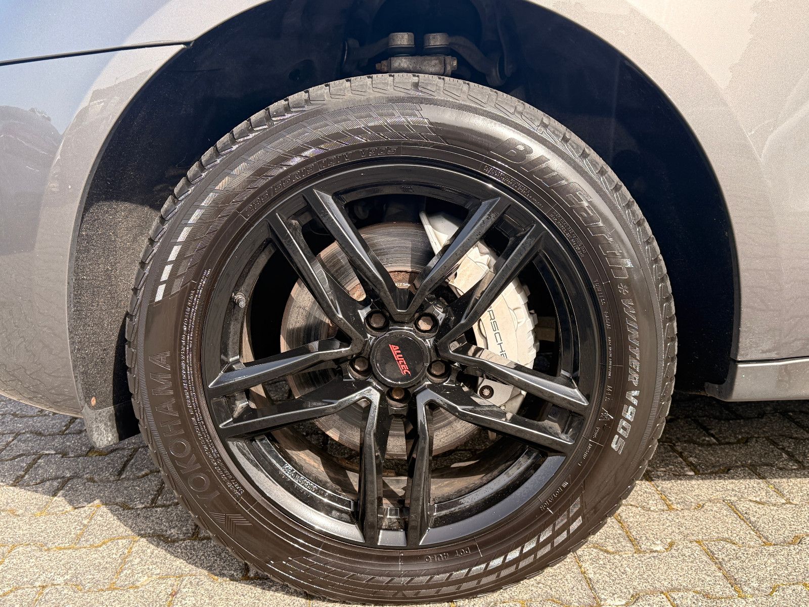 Fahrzeugabbildung Porsche Macan S Diesel/PANO/360°/MEMORY/SOUND/SHZ