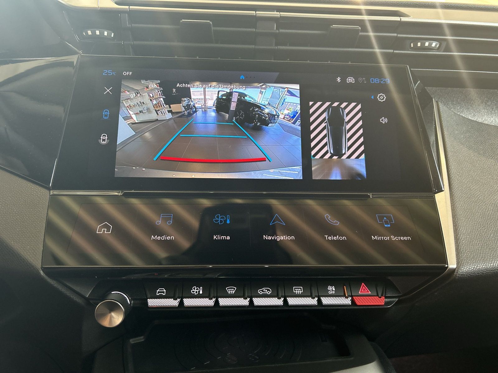 Peugeot 308 - Bild 11