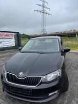 Skoda Fabia 1.0l TSI 70kW Active Combi Active - Skoda Fabia: Standheizung