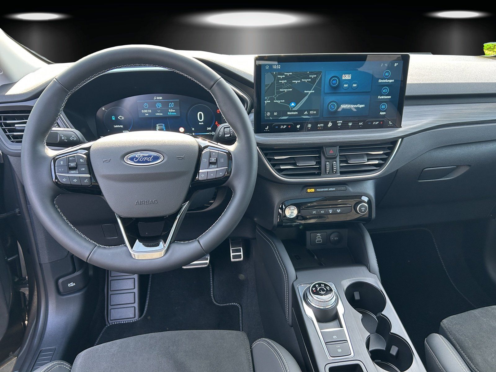 Fahrzeugabbildung Ford Kuga Active X FHEV Glas Dach Winter P. LM 20Z