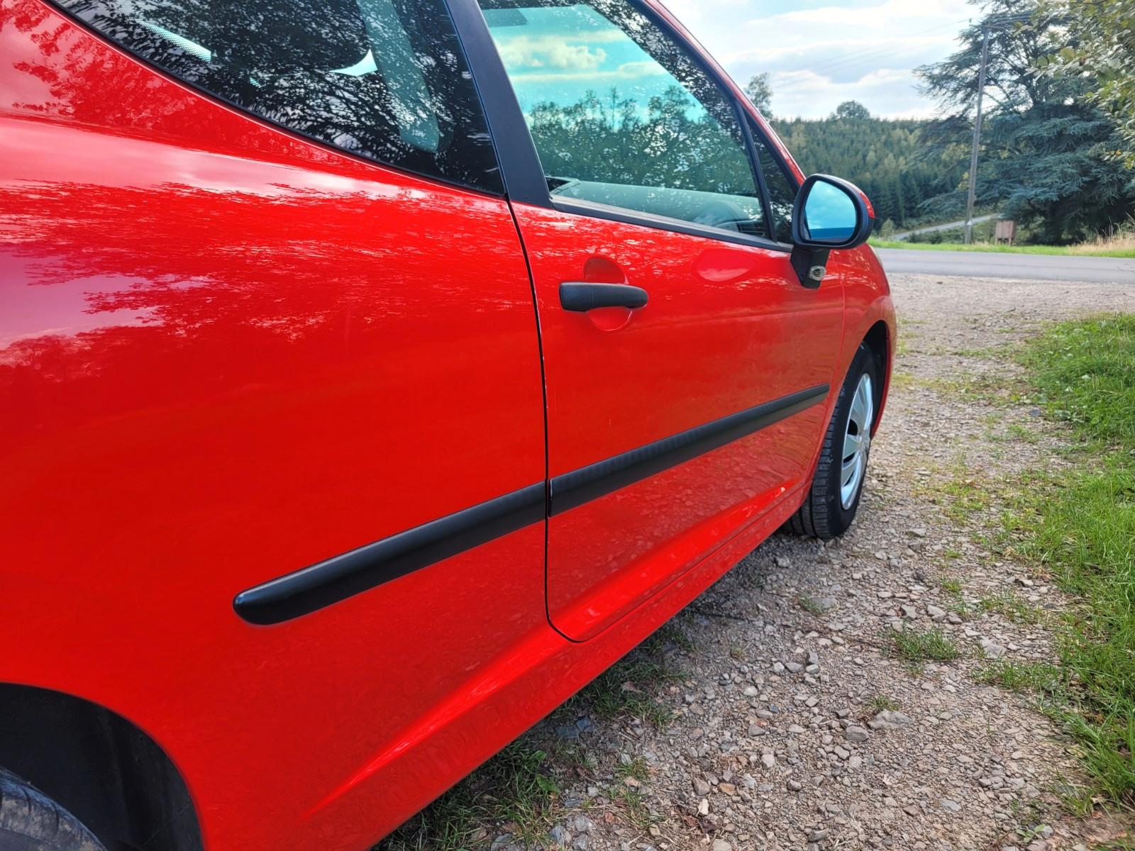 Peugeot 207 1.4 Benzin | 73 PS | 3-Türer 