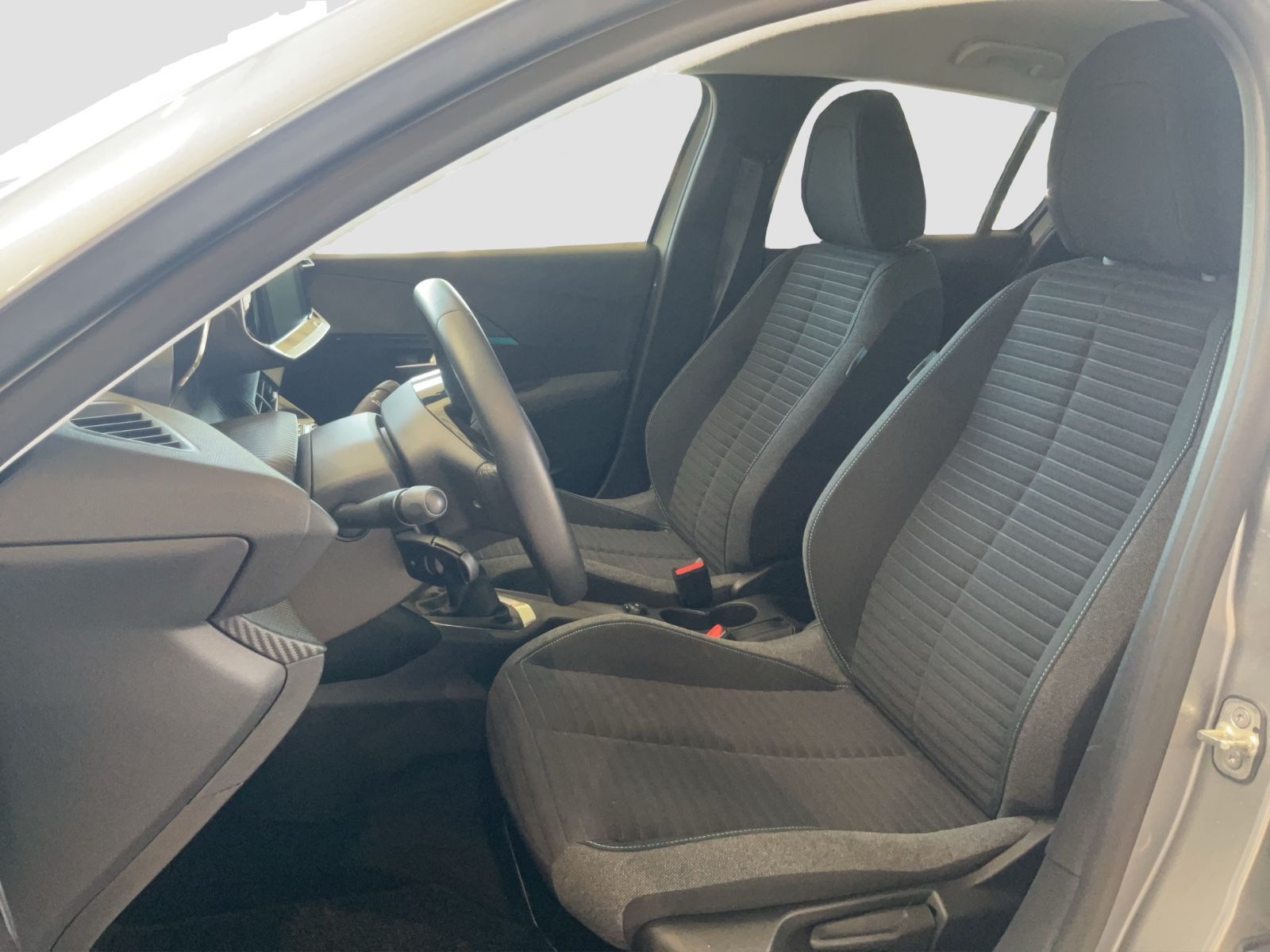 Fahrzeugabbildung Peugeot 208 1.2 PureTech Style
