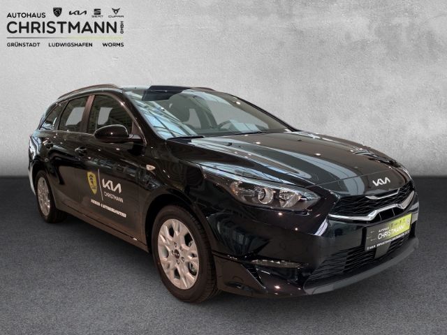 Fahrzeugabbildung Kia Ceed_sw VISION 1.5 T-GDI *KOMFORT-PLUS-PAKET*NAV