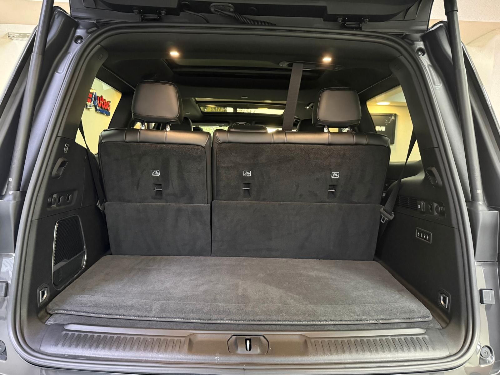 Fahrzeugabbildung Jeep WAGONEER SERIES III 5.7L-LUFTFED.-8 SITZE-LPG
