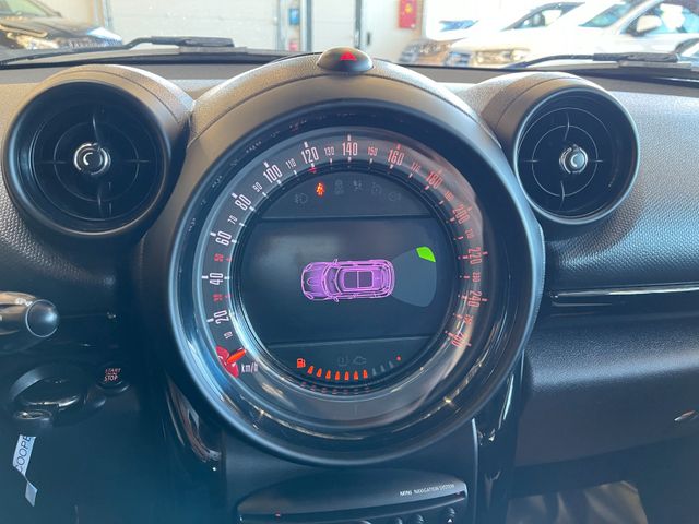 MINI Cooper SD Countryman *PANO*PDC*NAVI*BI-XENON*