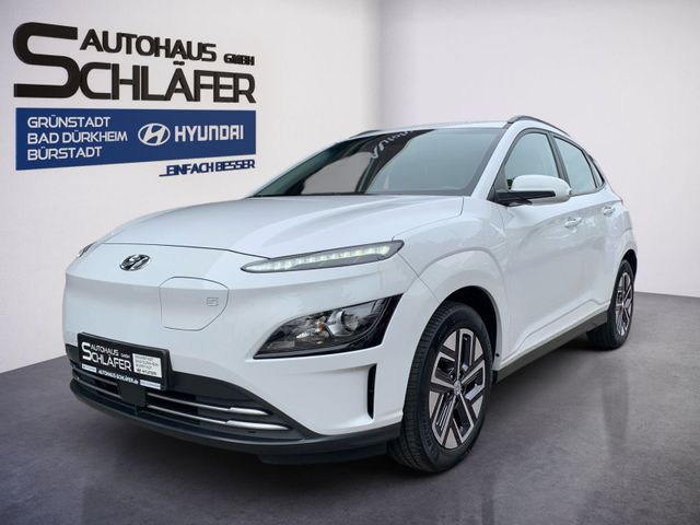 Hyundai KONA Select Elektro 11 kW OBC Sitzheizung