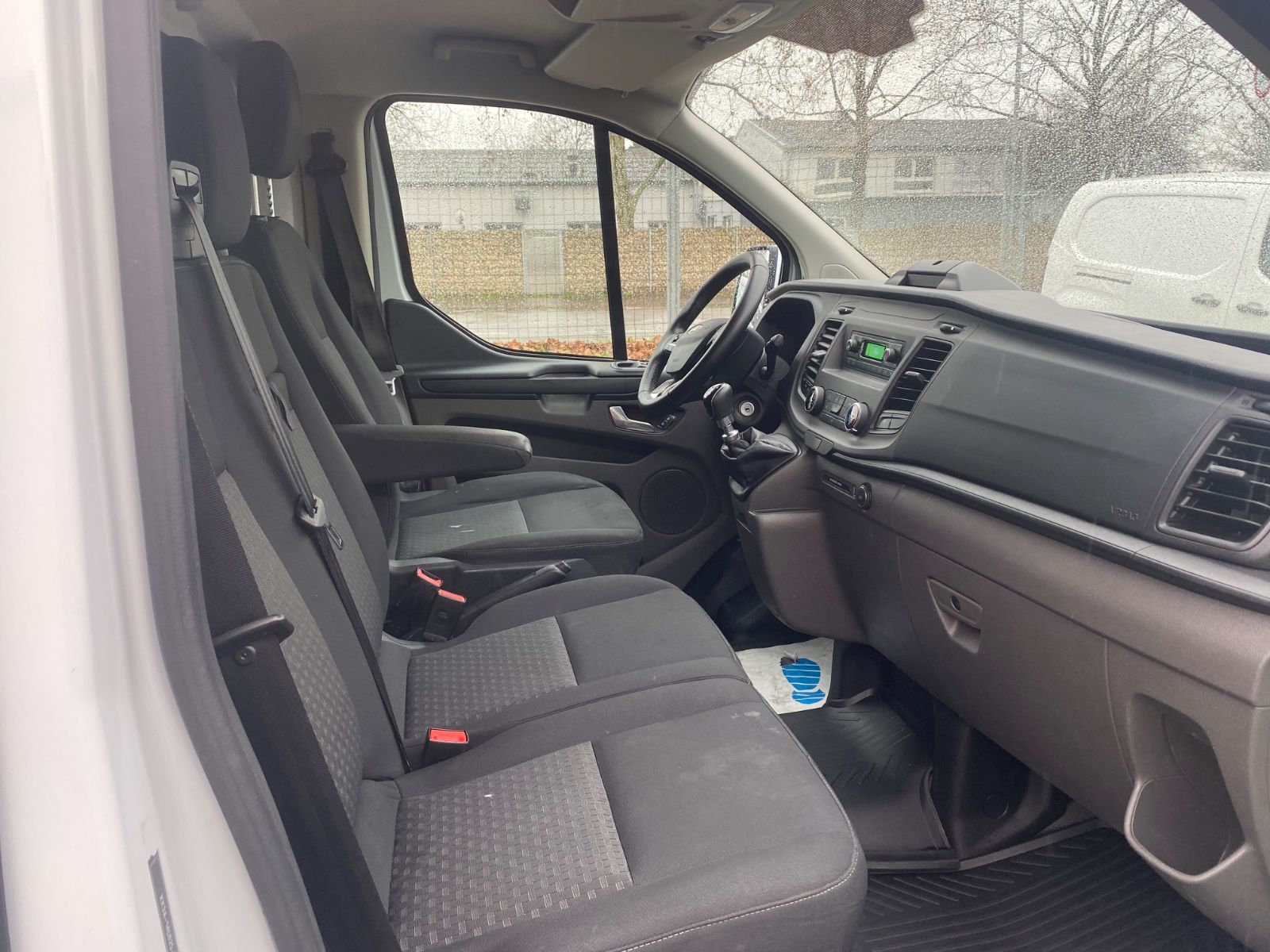 Fahrzeugabbildung Ford Transit CustomKasten320L2 Trend,AHK,StH,SHZ,SHge