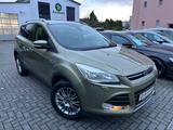 Ford Kuga Titanium 4X4*NAVI*KAM*PDC*SHZ*TEMPO*AHK - Ford: Grün, Ka