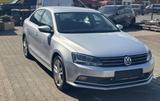 Volkswagen Jetta 1.4 TSI 92kW BlueMotion Technology - - Volkswagen Jetta: 1.9