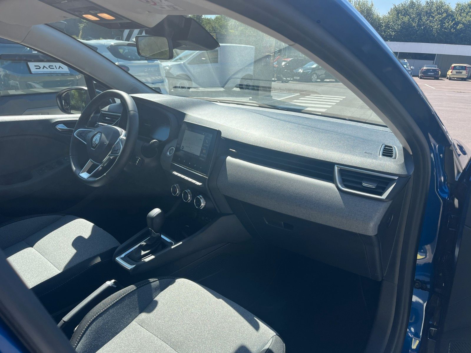 Fahrzeugabbildung Renault Clio V Evolution "FULL HYBRID"