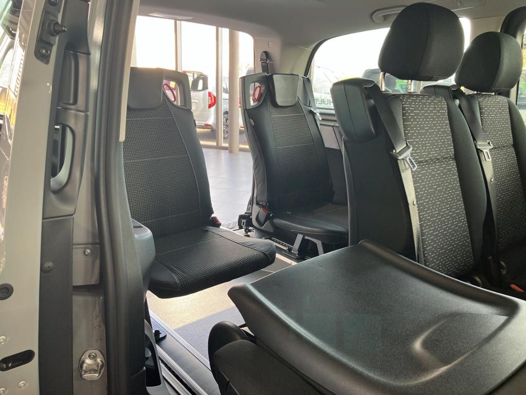 Fahrzeugabbildung Mercedes-Benz Vito 116 CDI Tourer PRO Lang Rollstuhl Heckumbau