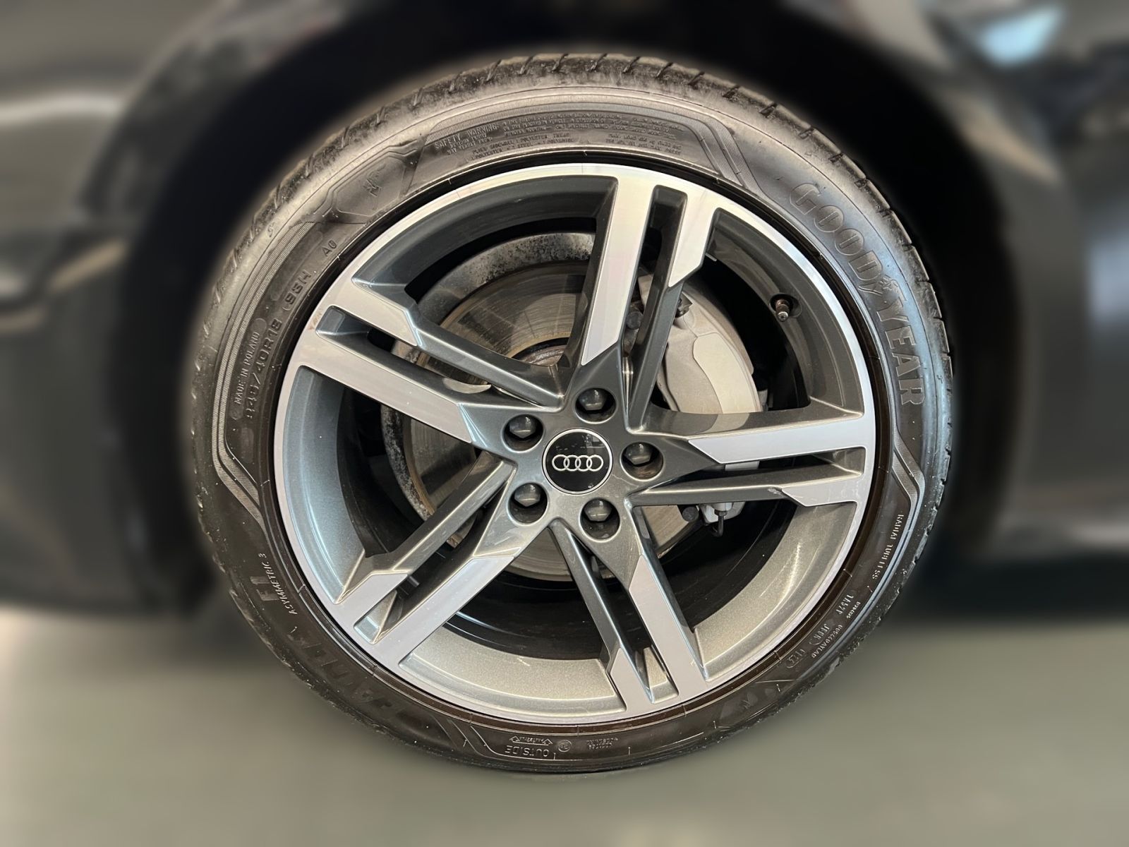 Audi A4 - Bild 3