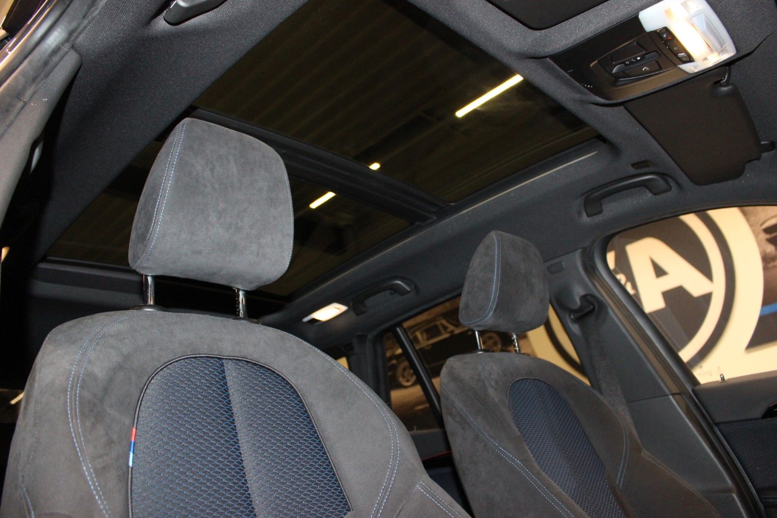 Fahrzeugabbildung BMW X1 xDrive 25 i M Sport Pano*HUD*Kamera*AHK