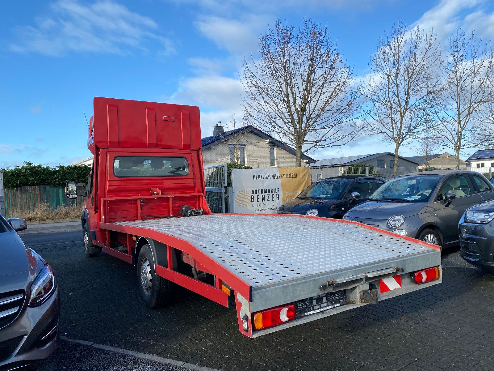 Fahrzeugabbildung Peugeot Boxer 435 L4 BlueHDi 160 Abschlepper/Schlafkabin