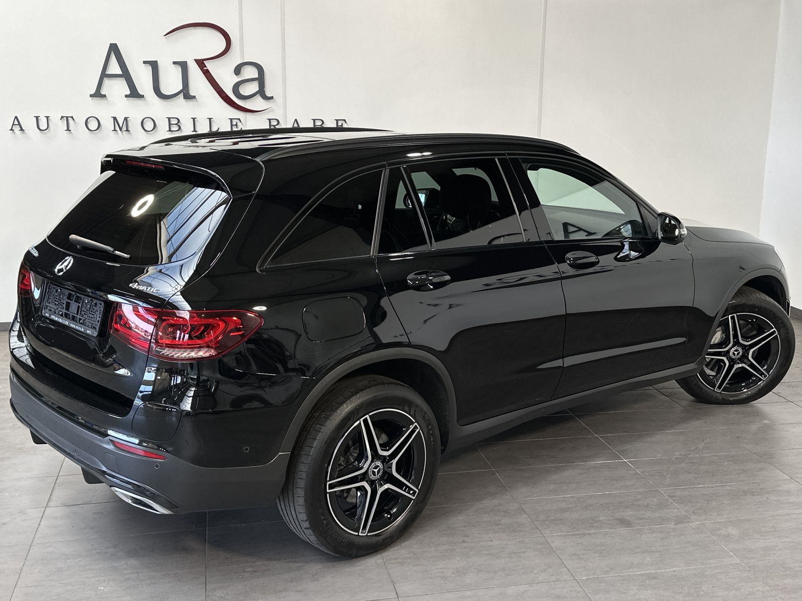 Fahrzeugabbildung Mercedes-Benz GLC 300de 4M AMG-Line NAV+LED+AHK+360°+PANO+19ZO
