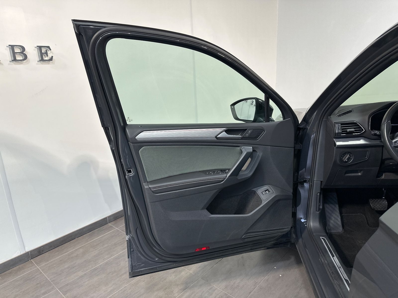 Fahrzeugabbildung SEAT Tarraco 2.0 TDI Xcellence NAV+LED+AHK+PANO+KAM