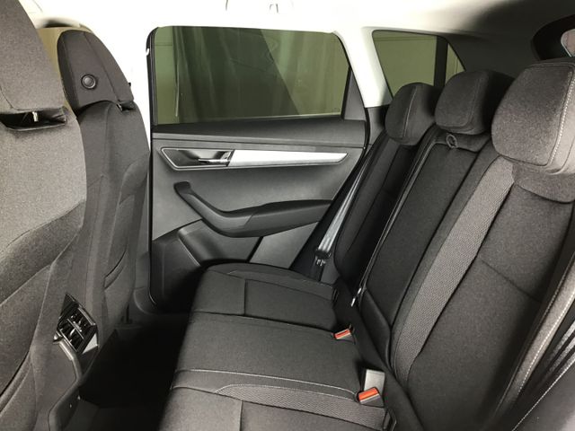Fahrzeugabbildung Skoda Karoq Selection 1.5TSI DSG/LED/SHZ/Tempo/SmartLi