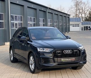 Audi Q7 - 1
