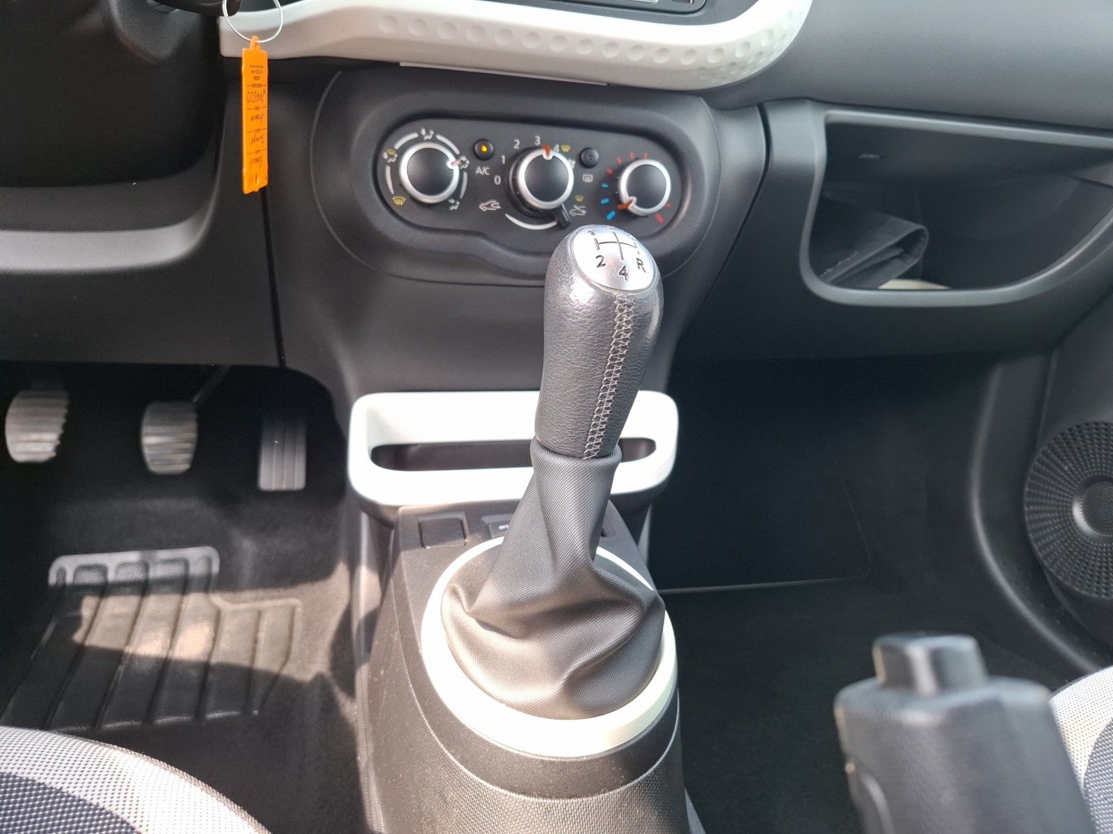 RENAULT Twingo 1.0 Experience KLIMA / BLUETOOTH - Image 14