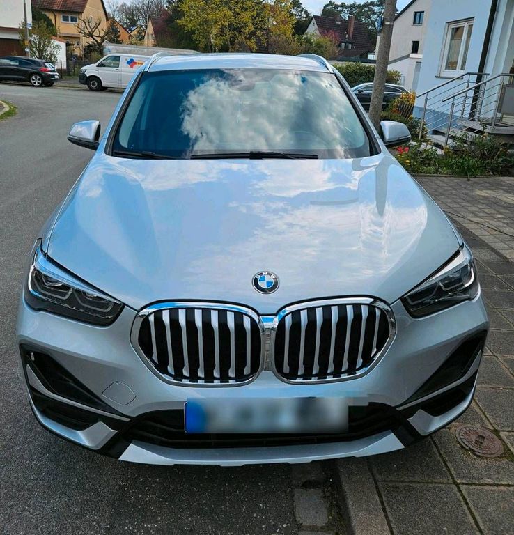 Image of BMW iX1