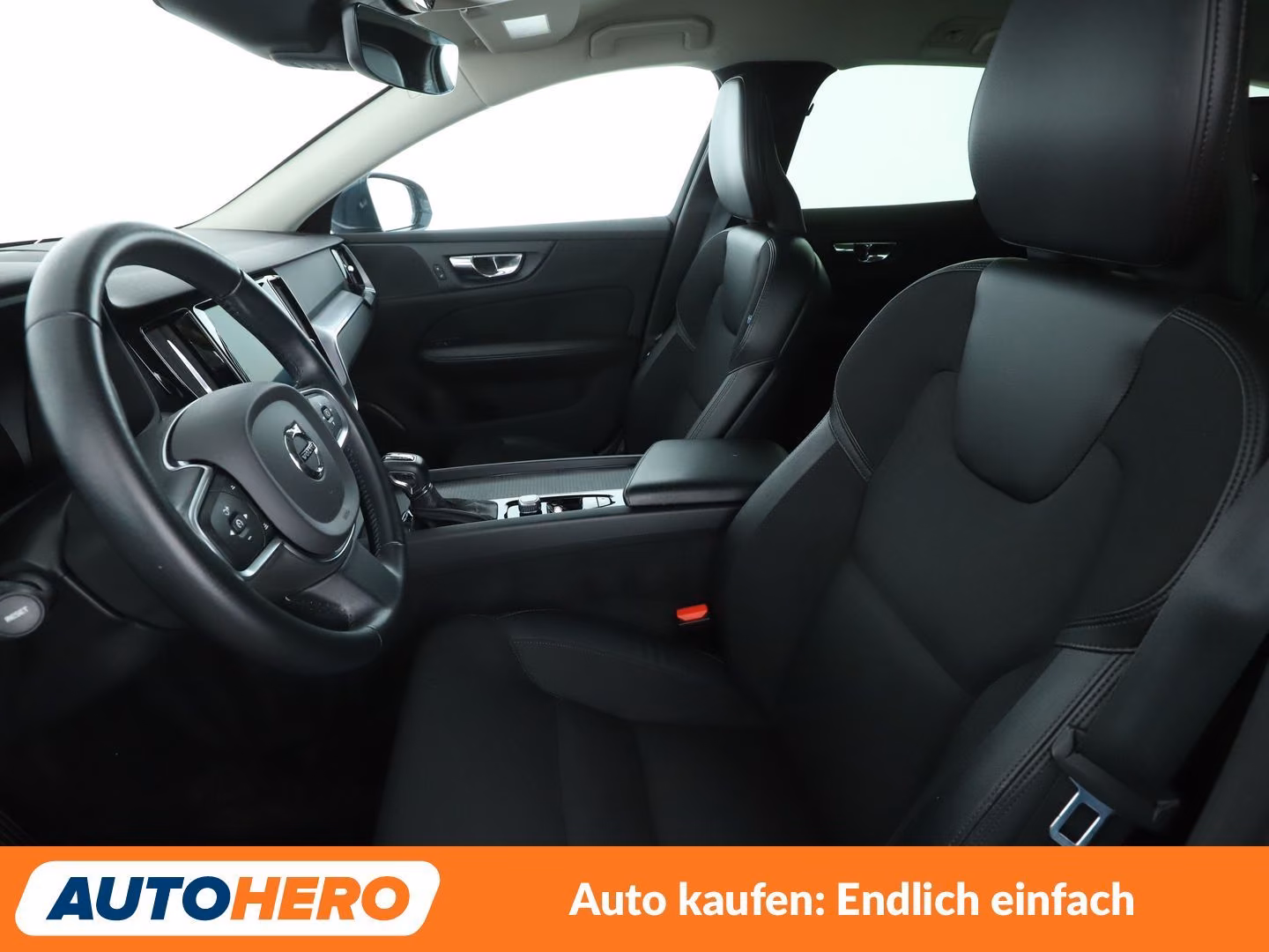 Volvo V60 2.0 T4 Momentum Pro Aut*NAVI*LED*TEMPO*PDC*